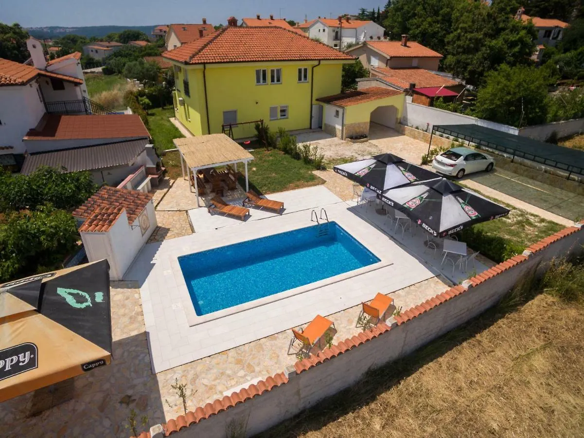 Apartments Dora Victoria Dream Medulin