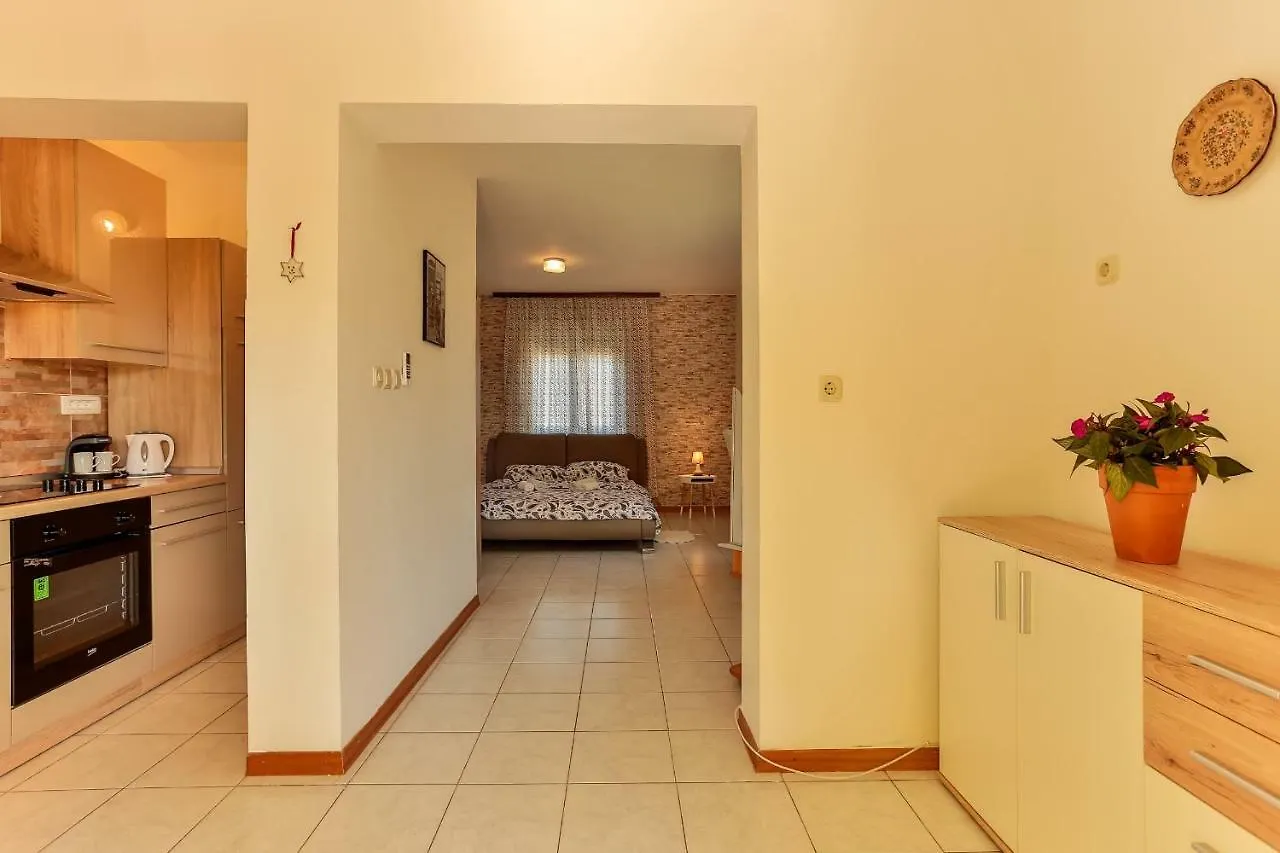 Apartments Dora Victoria Dream Medulin