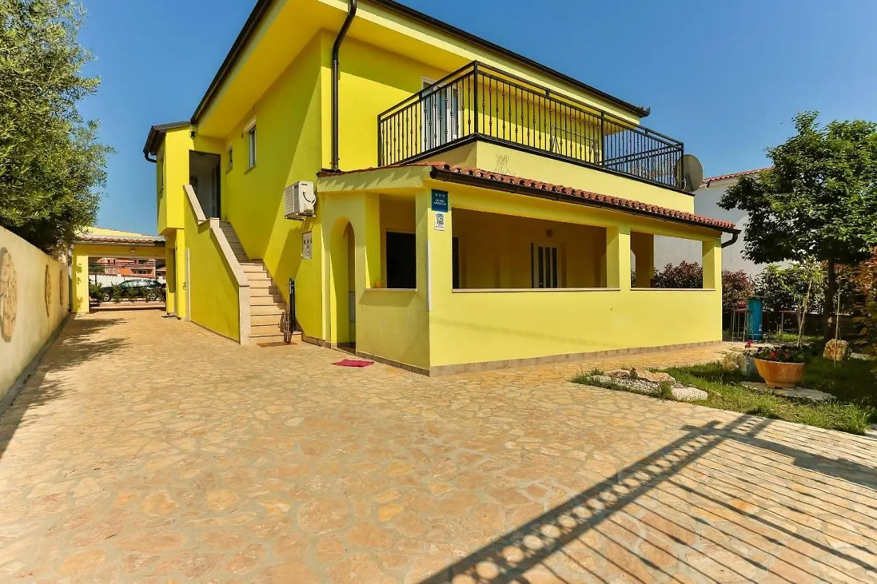 Apartments Dora Victoria Dream Medulin